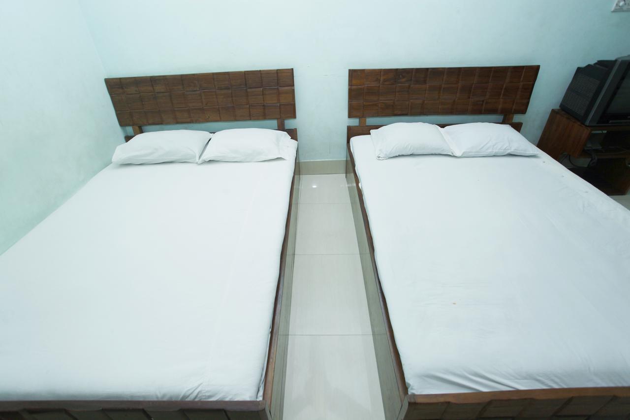 Hotel Star Park Dakhin Kattali 객실 사진