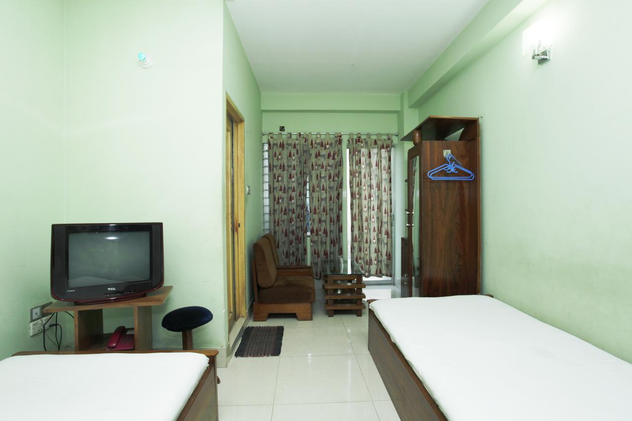 Hotel Star Park Dakhin Kattali 객실 사진